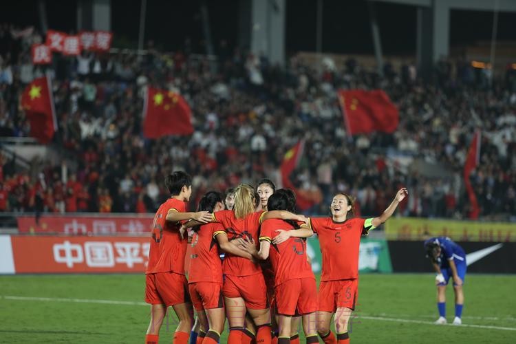 梅州五华锦标赛女足迎来新年开门红 3-0战胜尼日利亚